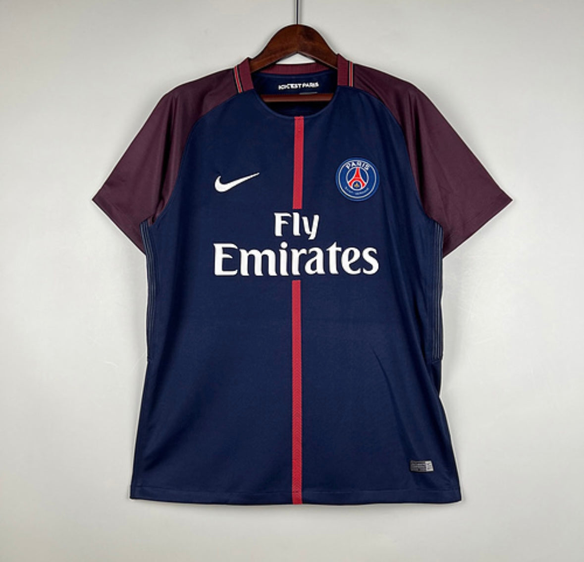 Maillot Paris Saint-Germain 2017-2018 rétro - pas chère - flocage personnalisé
