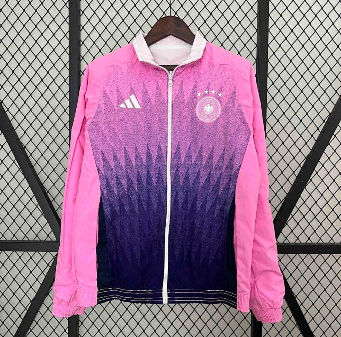 Veste de l'Allemagne 2024 rose et violet